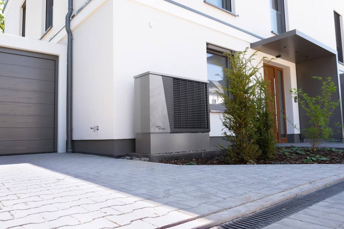 Federal Heat Pump Tax Credit: How to Claim It Without Losing the Money