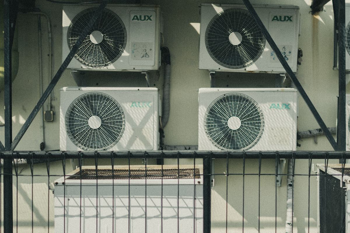Heat pump outdoor unit cycling on and off